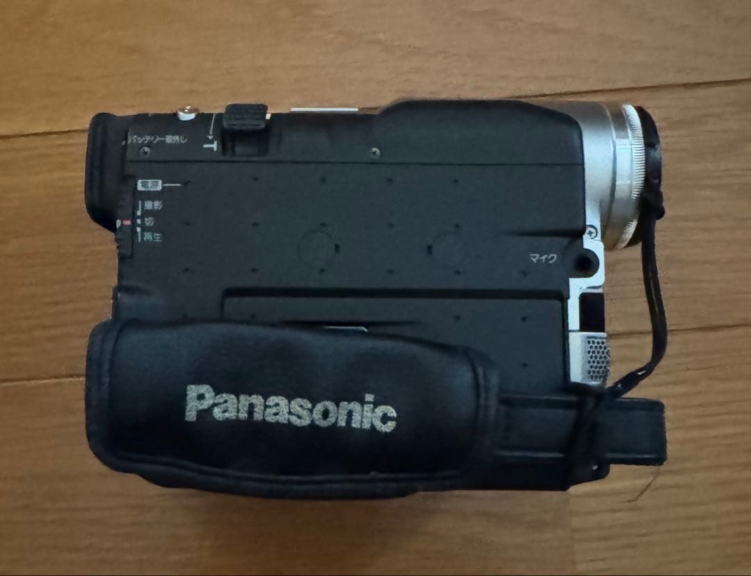 希少】 動作品 Mini DV パナソニックビデオカメラ NV-DS9 - メルカリ