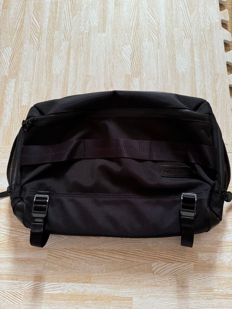 narifuri×master-piece メッセンジャーバックとロンT2枚 narifuri×master-piece メッセンジャーバックとロンT2枚 - メルカリ