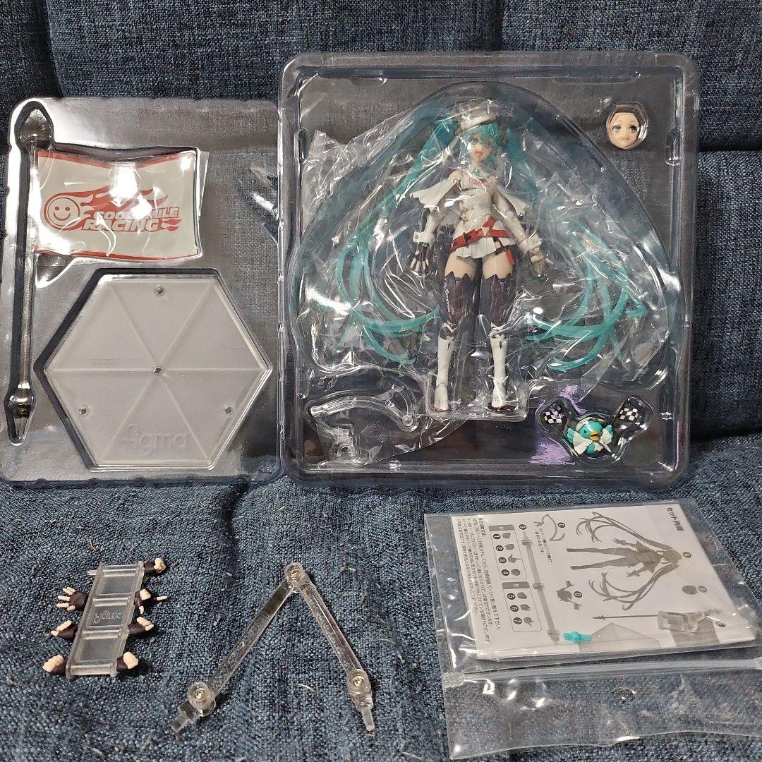 フィギュア　figma レーシングミク 2023Ver パーツ破損有り