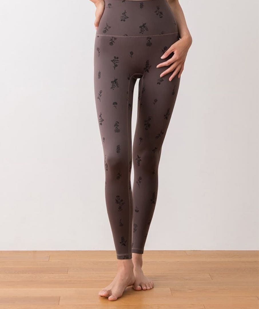 新品未開封 SUKALA フラワーブーケレギンス Mサイズ - メルカリ