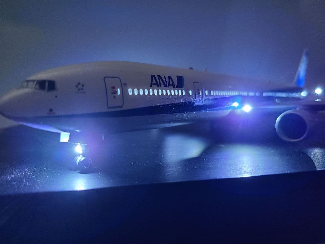 ANA Boeing 777-300 LED仕様 完成品