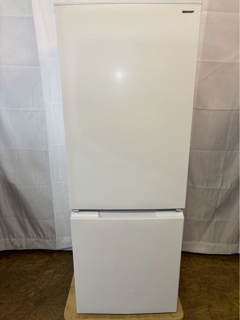 【展示品】SHARP 2ドア冷蔵庫 SJ-D18P-W 2025年179L 冷蔵庫 マットホワイト SJ-D18P-W [幅49.5cm /179L /2ドア /右開き/左