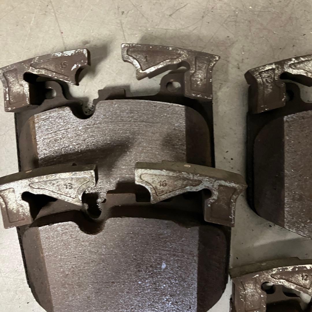 d*l様 90スープラ フロントキャリパー - メルカリ