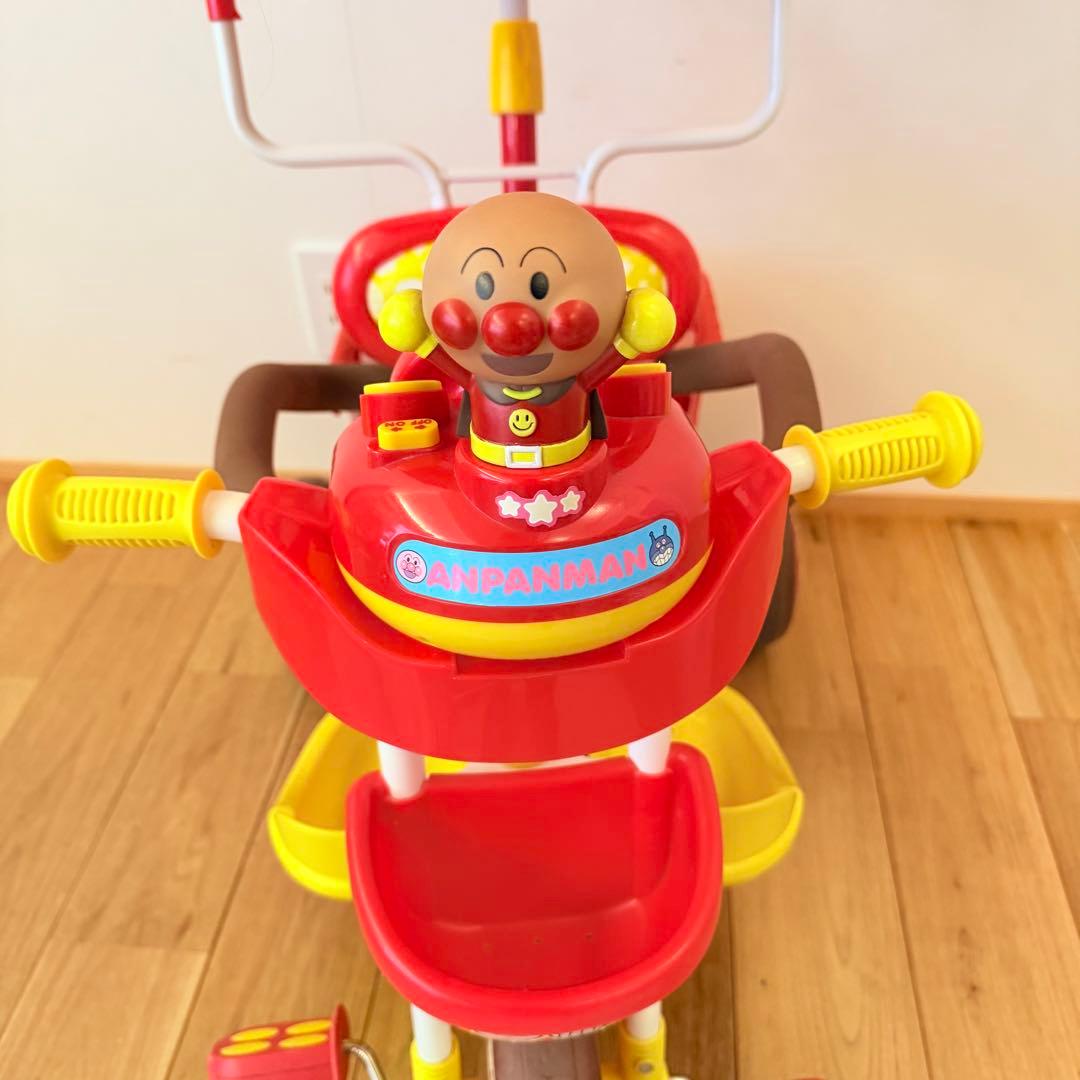 アンパンマン 三輪車 それいけ！アンパンマン デラックスII レッド 赤