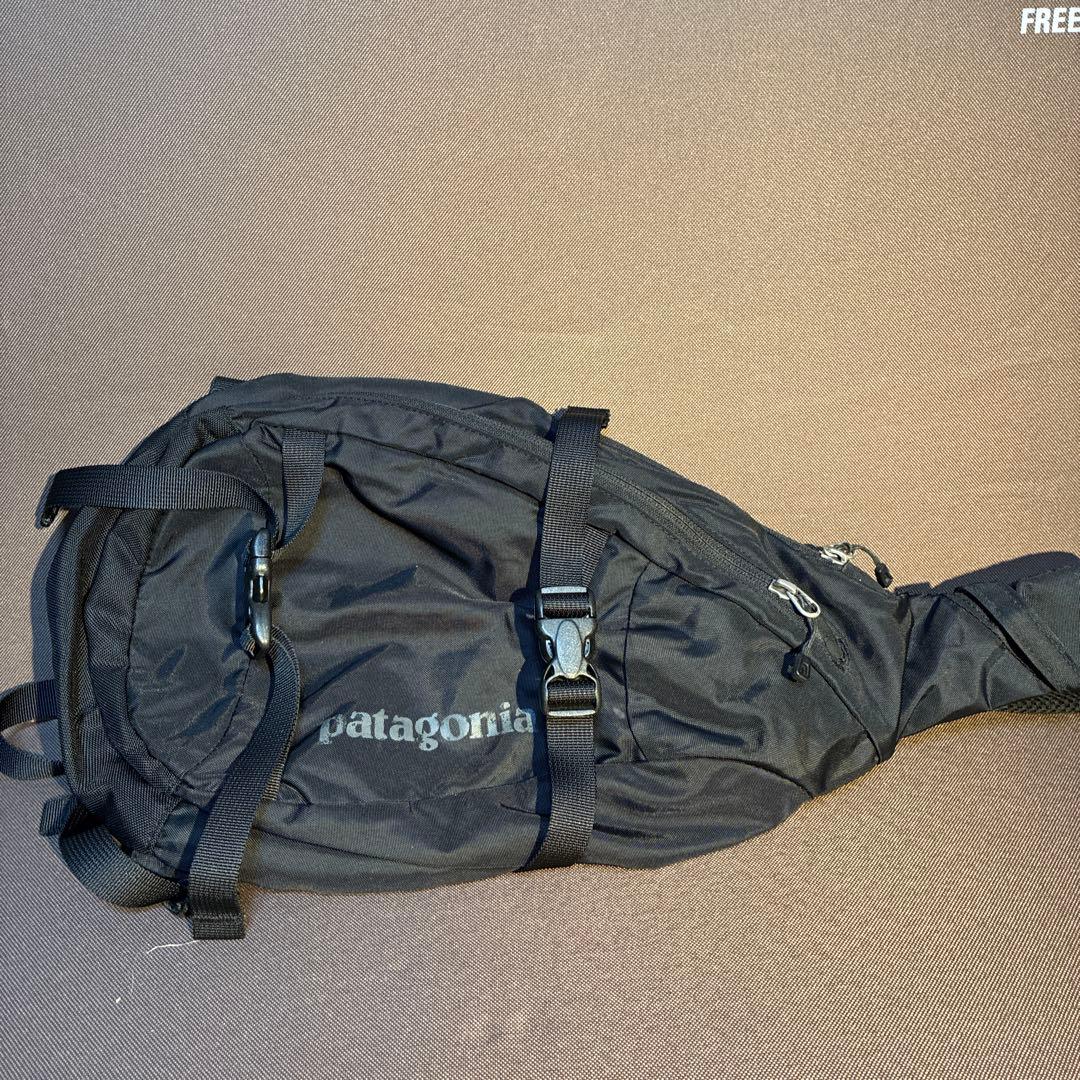 希少・廃盤】Patagonia パタゴニアアトム・スリング 8Lブラック - メルカリ
