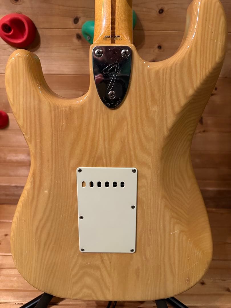 Fender japan Stratocaster 93年モデル ST72