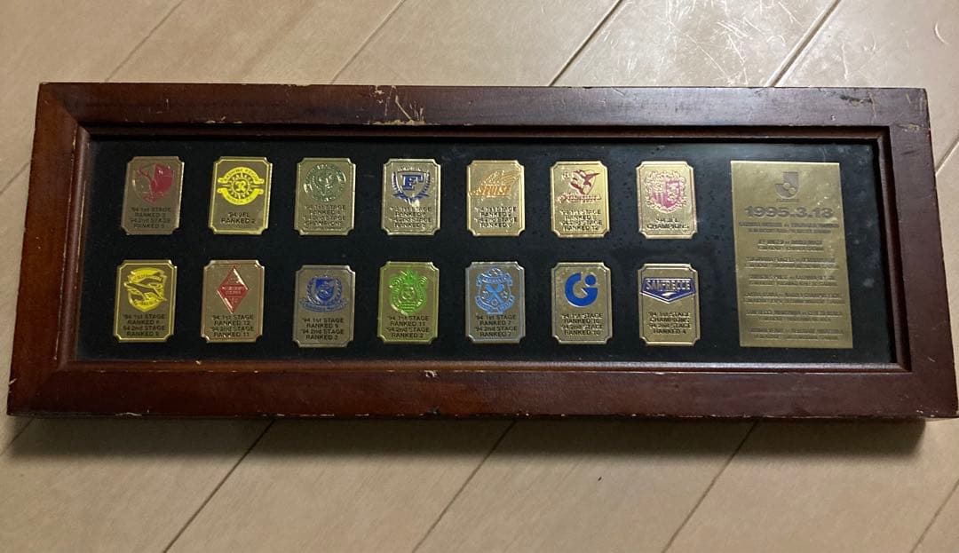 希少！激レア！Jリーグ⚽️1995年♪カテゴリーワン♪ピンズ？プレート？サッカー⚽️ 希少！激レア！Jリーグ⚽️1995年♪カテゴリーワン♪ピンズ？プレート