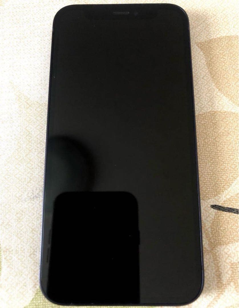 Apple iPhone 12 ブラック 本体 - メルカリ