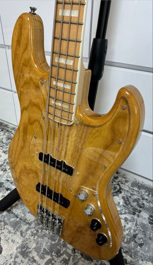 ATELIER Z M245 アトリエZ ジャズベース ケース・スタンド付 ATELIER Z M245 アトリエZ ジャズベース ケース・スタンド付