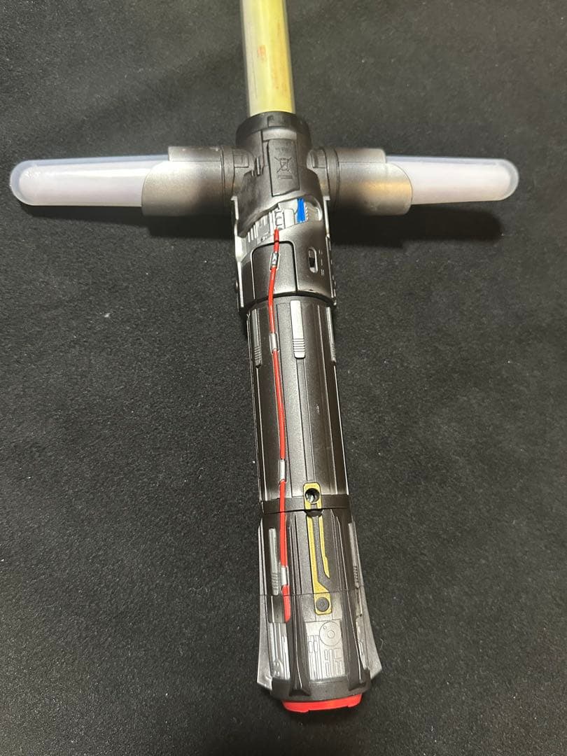 ※最終価格　スター・ウォーズ　フォースFXライトセーバー　カイロ・レン ハズブロ