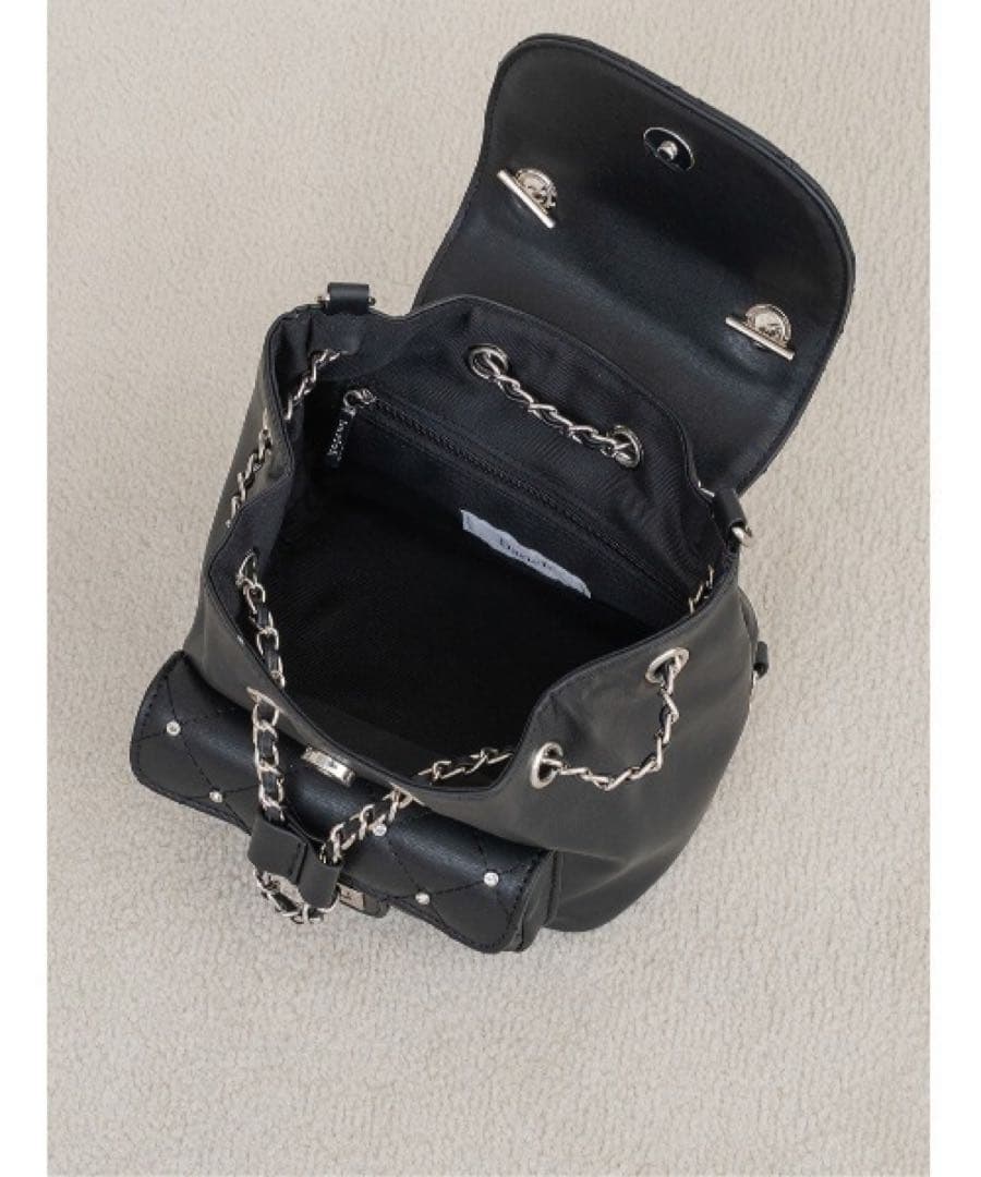 Darich キルティングビジューミニリュック - メルカリ