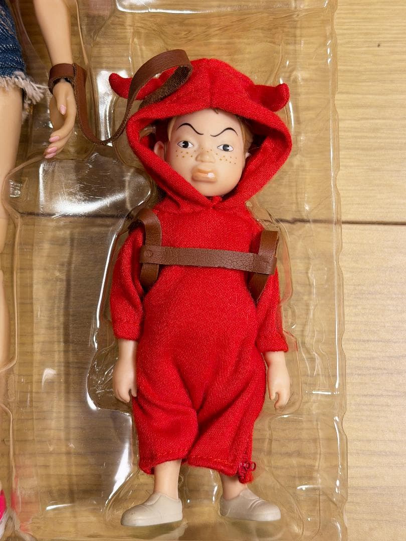 BAMBi（カネコアツシ）　メディコム・トイ　フィギュア