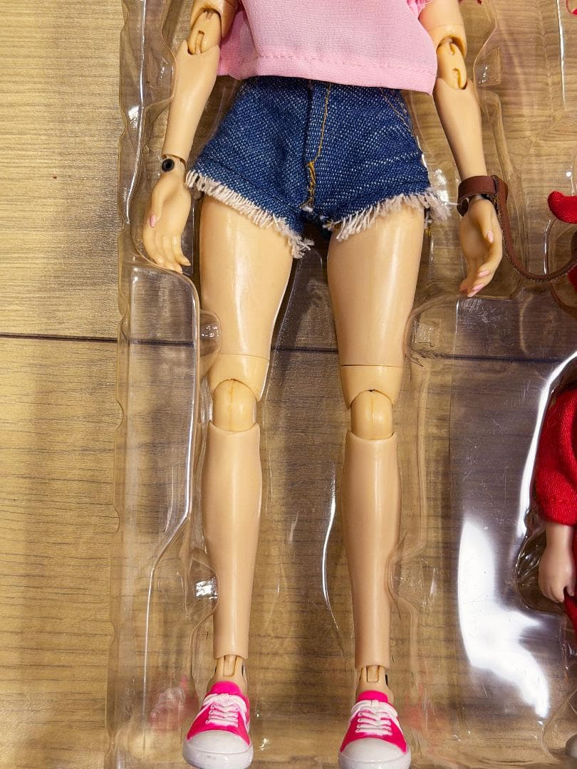 BAMBi（カネコアツシ）　メディコム・トイ　フィギュア