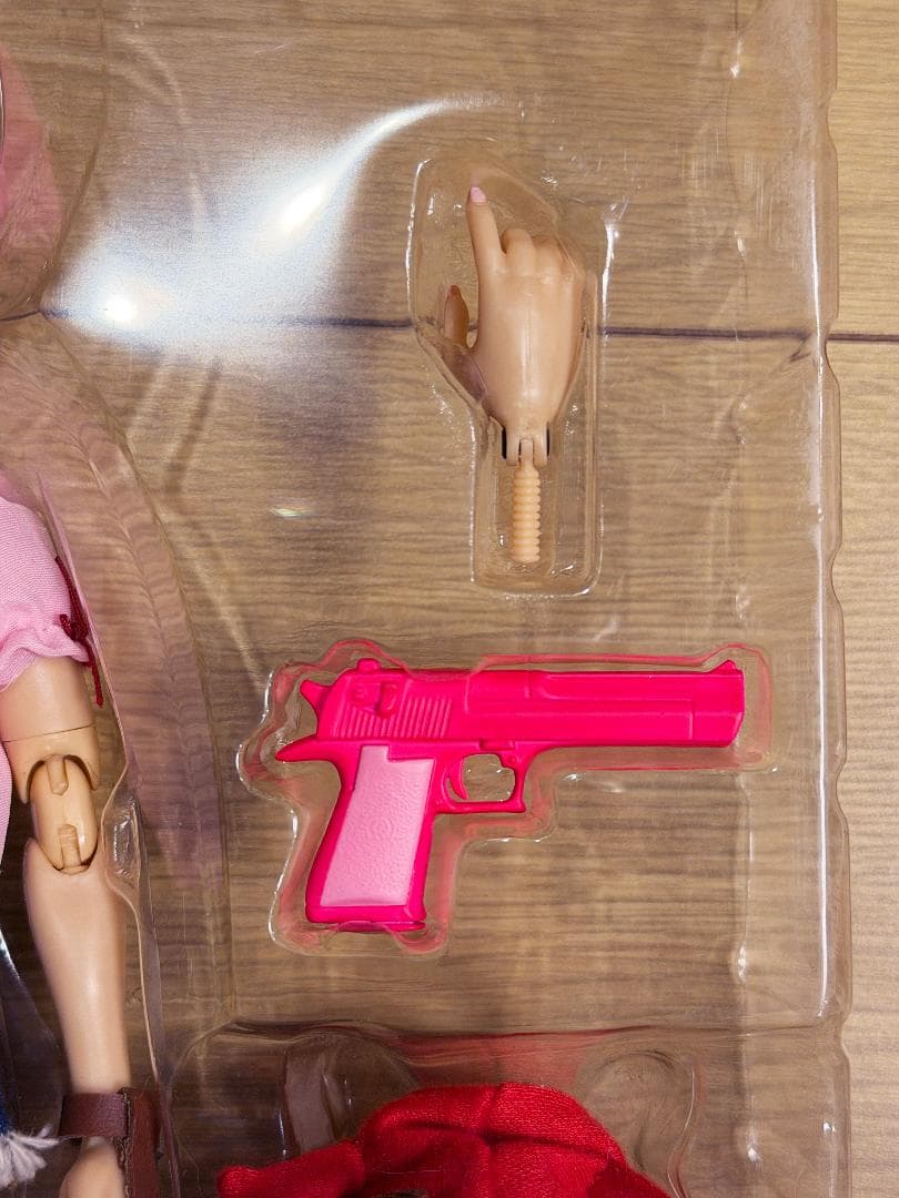 BAMBi（カネコアツシ）　メディコム・トイ　フィギュア