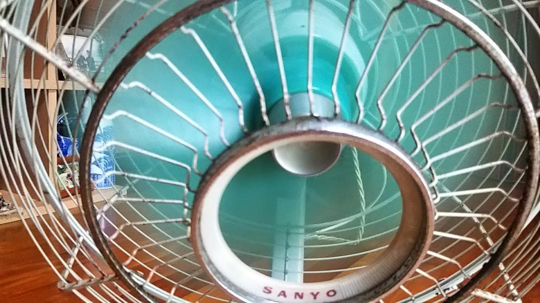 レトロ扇風機 動作品 EF-46M SANYO - メルカリ