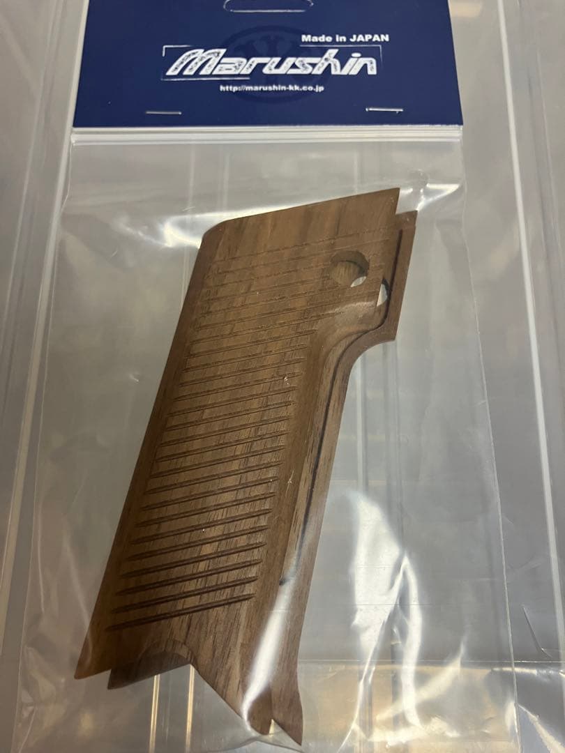 新品 マルシン 南部14年式 ウォールナット木製グリップ