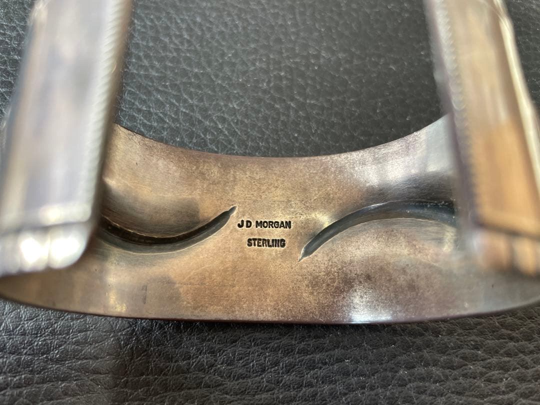 げ*見様 ジェイコブモーガン バイカーブ バングル シルバー ナバホ