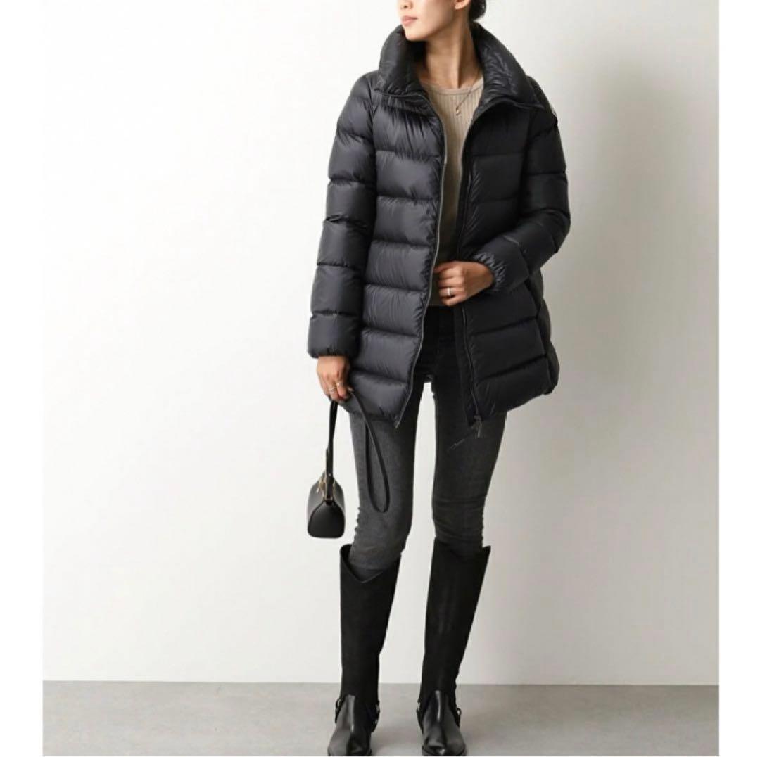 《美品》モンクレール　ダウンコート　ダウンジャケット