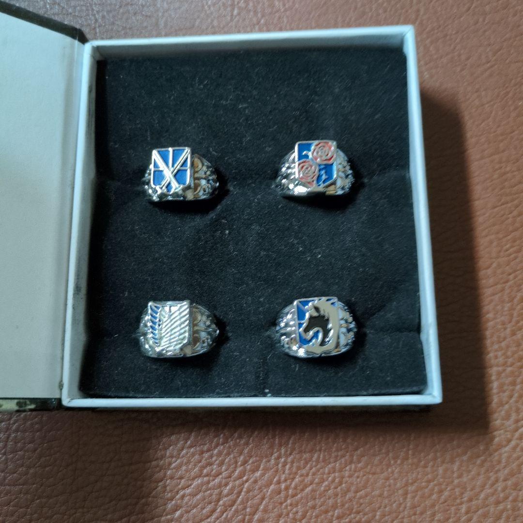 進撃の巨人 指輪エンブレムリングセット