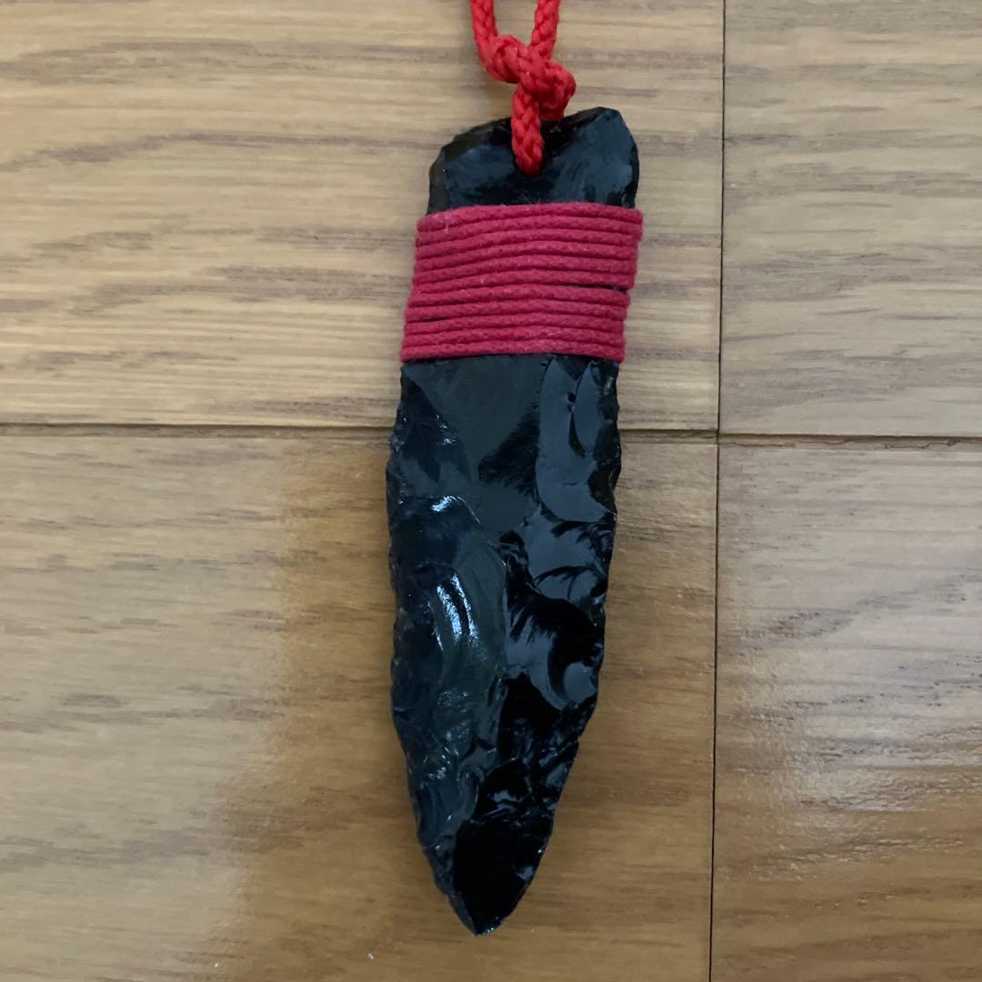もののけ姫 玉の小刀風 黒曜石 ネックレス 御守り ペンダント - メルカリ