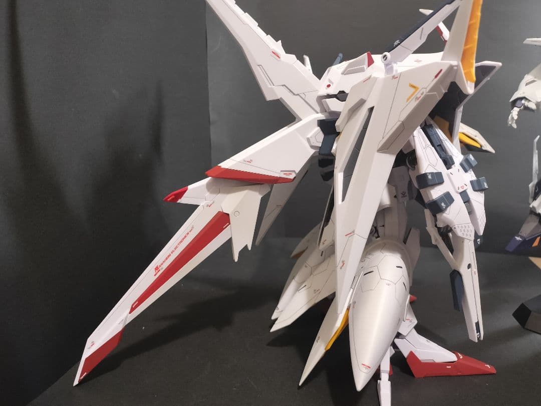 HGUC Ξガンダム(クスィーガンダム) ＋ペーネロペー塗装済完成品