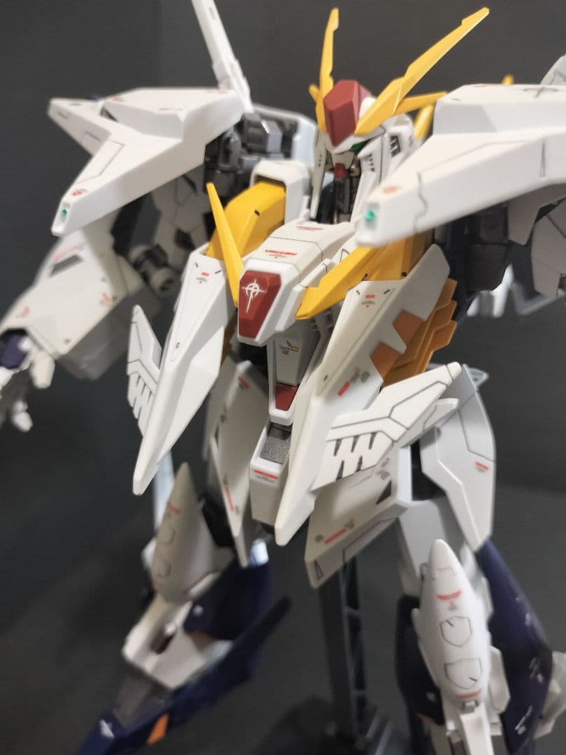HGUC Ξガンダム(クスィーガンダム) ＋ペーネロペー塗装済完成品