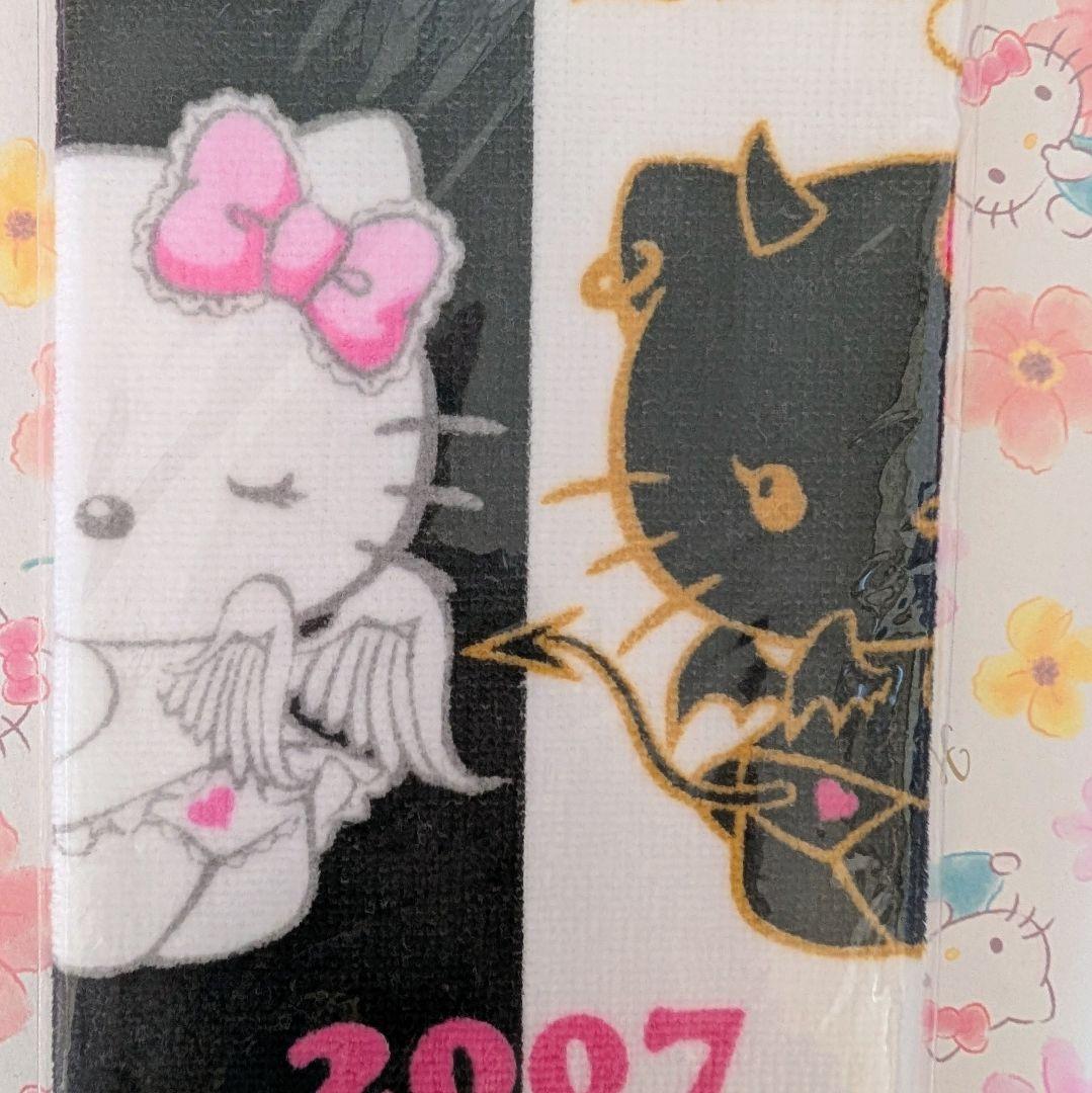希少】ハローキティ 35周年記念プチタオル 2枚セット - メルカリ