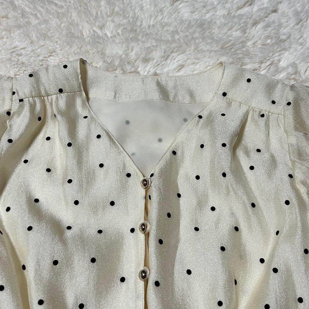 タグ付き】ジャスグリッティー ギャザースリーブフロッキーブラウス 1