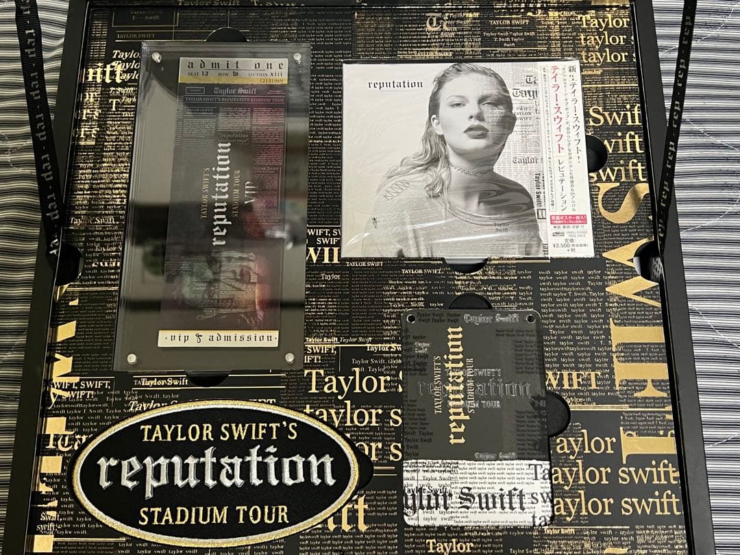 Taylor Swift Reputation Stadium Tour 特典
