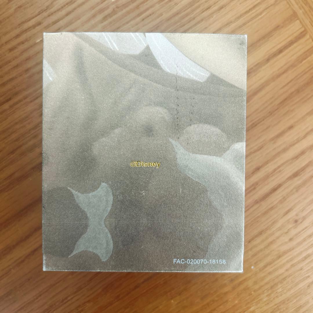 上海ディズニー 33club限定のピンバッジ - メルカリ