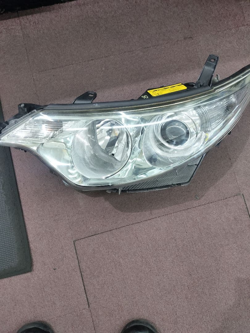 トヨタ エスティマ 50系 左ヘッドライト HID - メルカリ