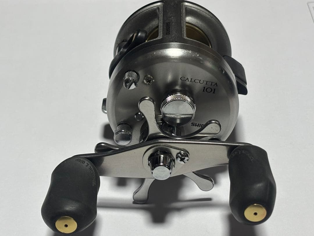 05 CALCUTTA 101 ベイトリール 中古 - メルカリ