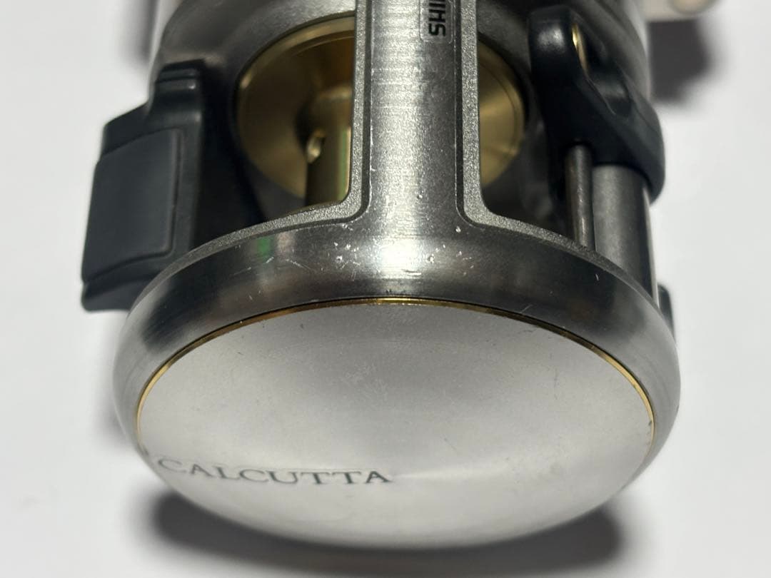 05 CALCUTTA 101 ベイトリール 中古 - メルカリ