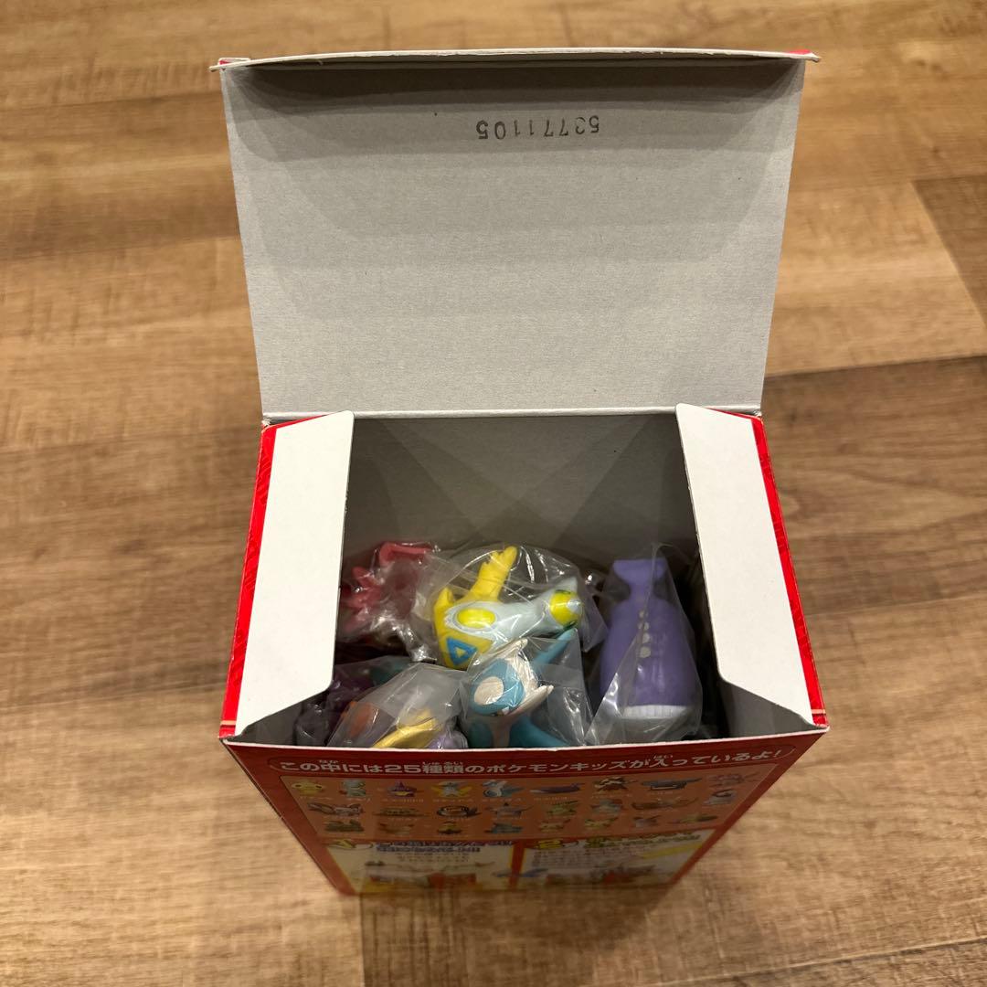 色ちがいポケモンキッズ 特製BOX 25体 指人形 色違い - メルカリ
