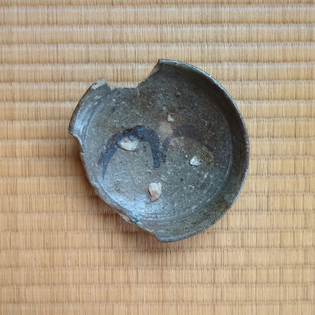 陶器製の装飾皿 欠けあり　古唐津　平盃　小皿　桃山時代　発掘品　骨董品　古美術 楽天市場】骨董○古唐津 / 無地唐津皿○ | 桃山時代-16世紀頃 | 発掘品