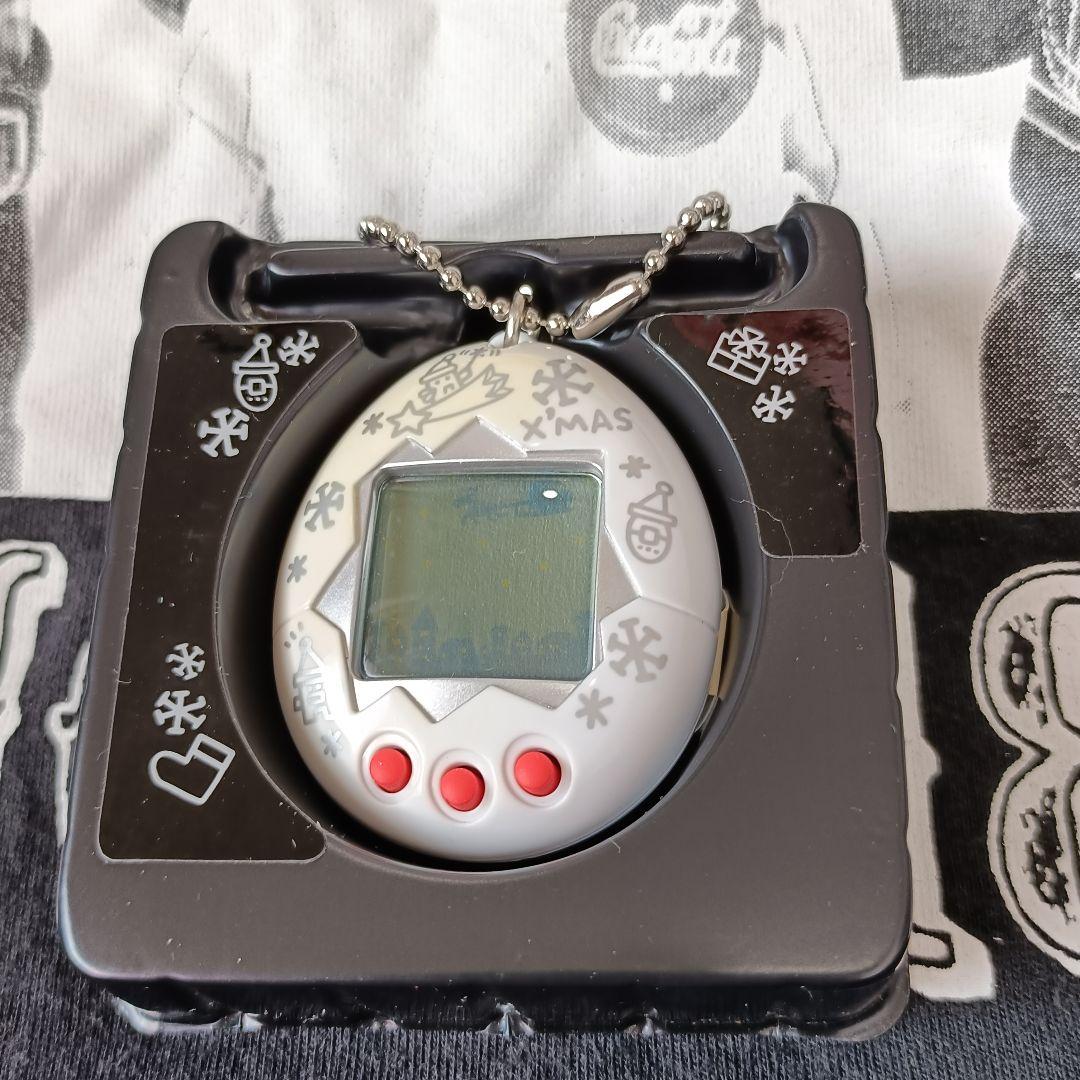 新品未使用　たまごっち　サンタクロっち　白　BANDAI　1998年