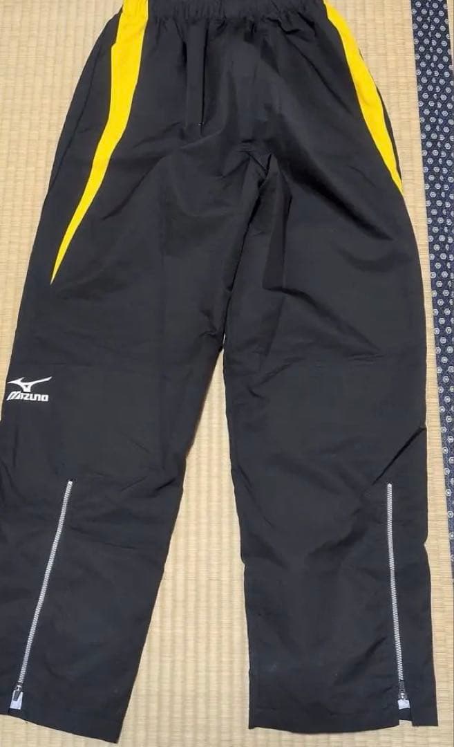 ミズノ 神戸弘陵サッカー部 ウインドブレーカー Mサイズ上下セット