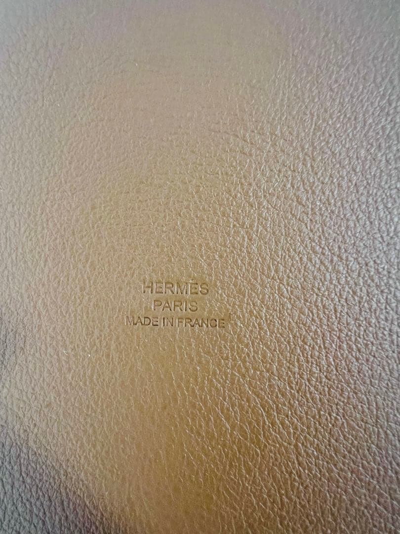 HERMES エルメス　ヴィド・ポッシュ ワイヤレス充電器 《ヴォルトH》