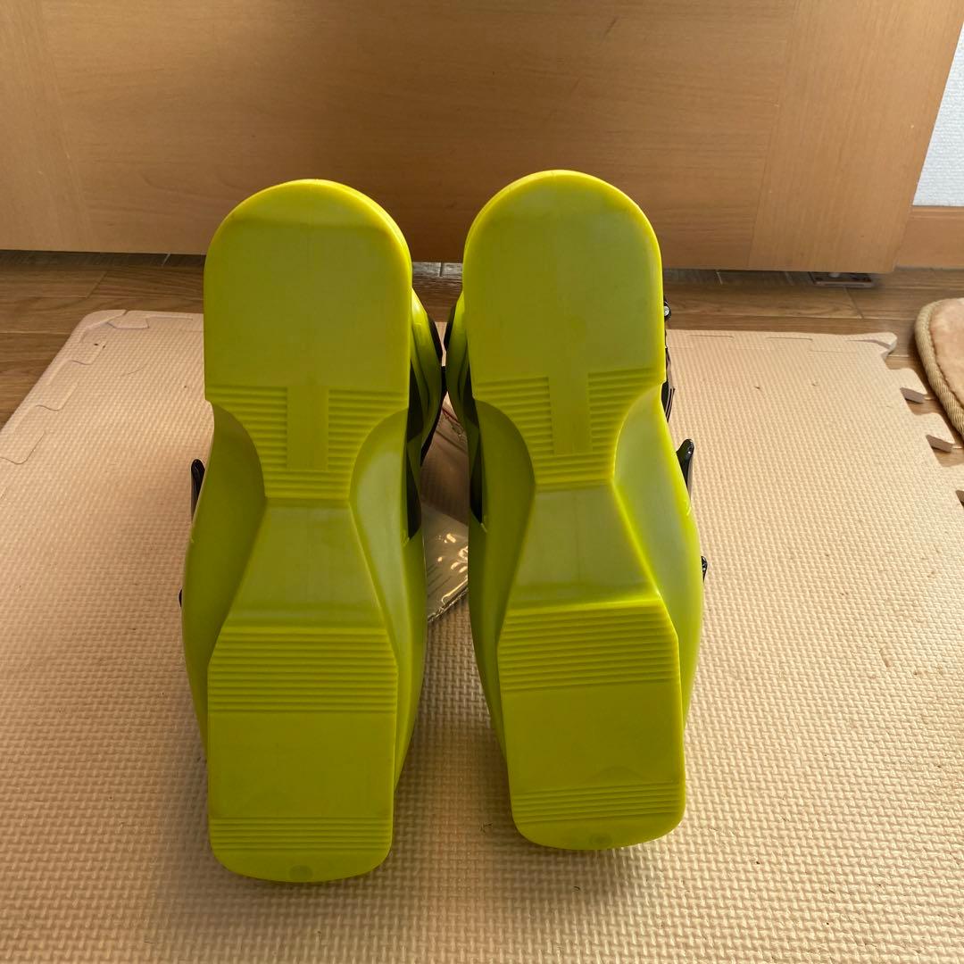 【新品・未使用】FISCHER RC4 PODIUM LT70 22.5cm