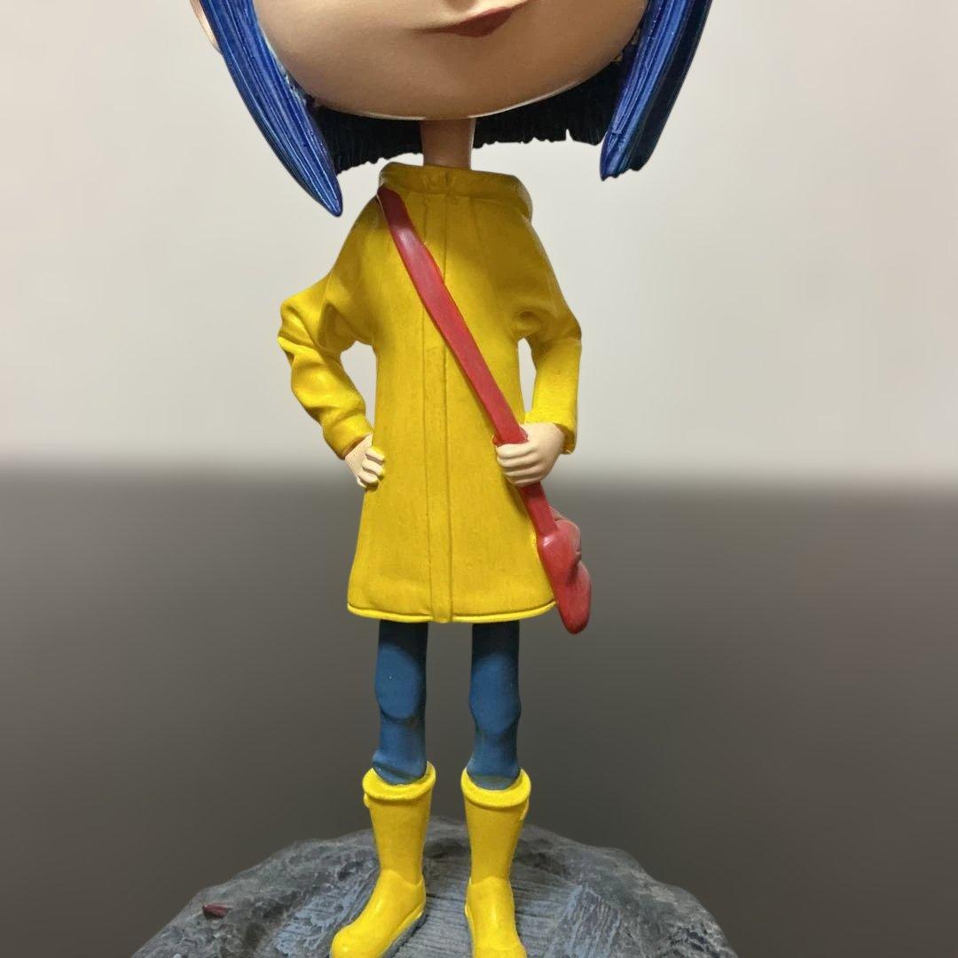 コララインとボタンの魔女　コラライン　ボブルヘッドフィギュア