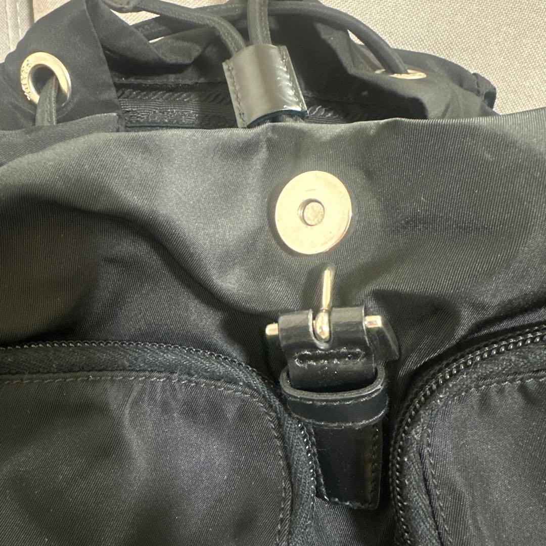 美品PRADA プラダ リュックサック デイパック レディースブラック巾着