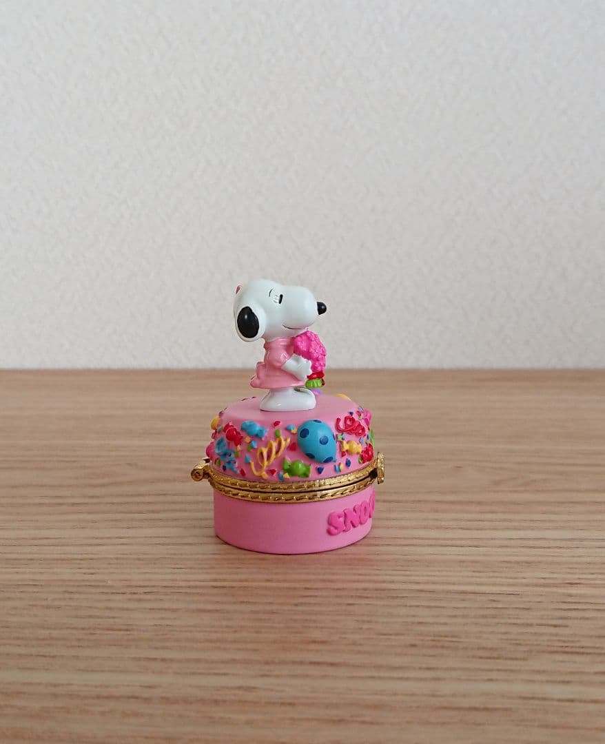 スヌーピータウンショップオリジナル 10thアニバーサリートレジャーボックスベル