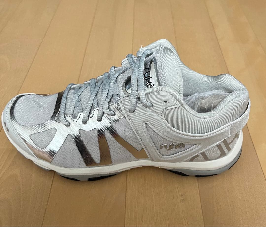 ライカ　シューズ　新品未使用　US6.5(23.3cm)