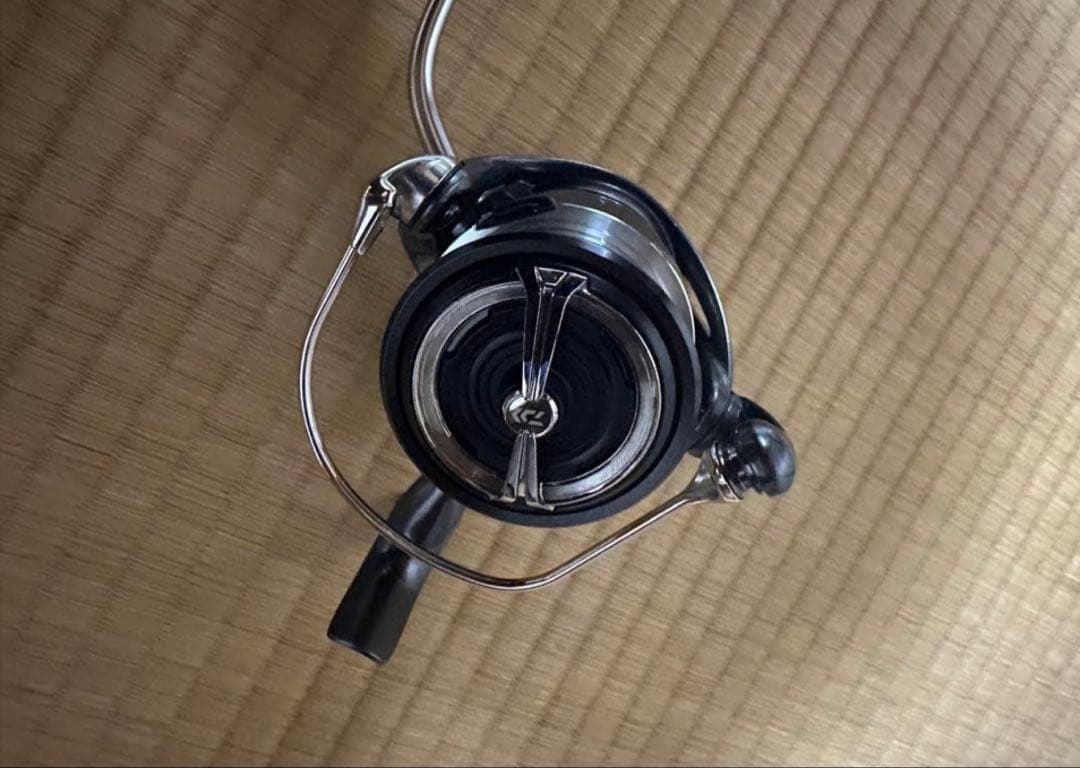 ダイワ 24ルビアスPC LT3000S-XH RCSノブ付き - メルカリ