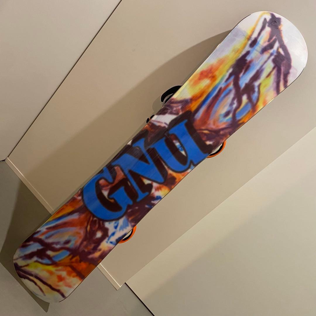 GNU スノーボード 145cm 多色アートデザイン - メルカリ