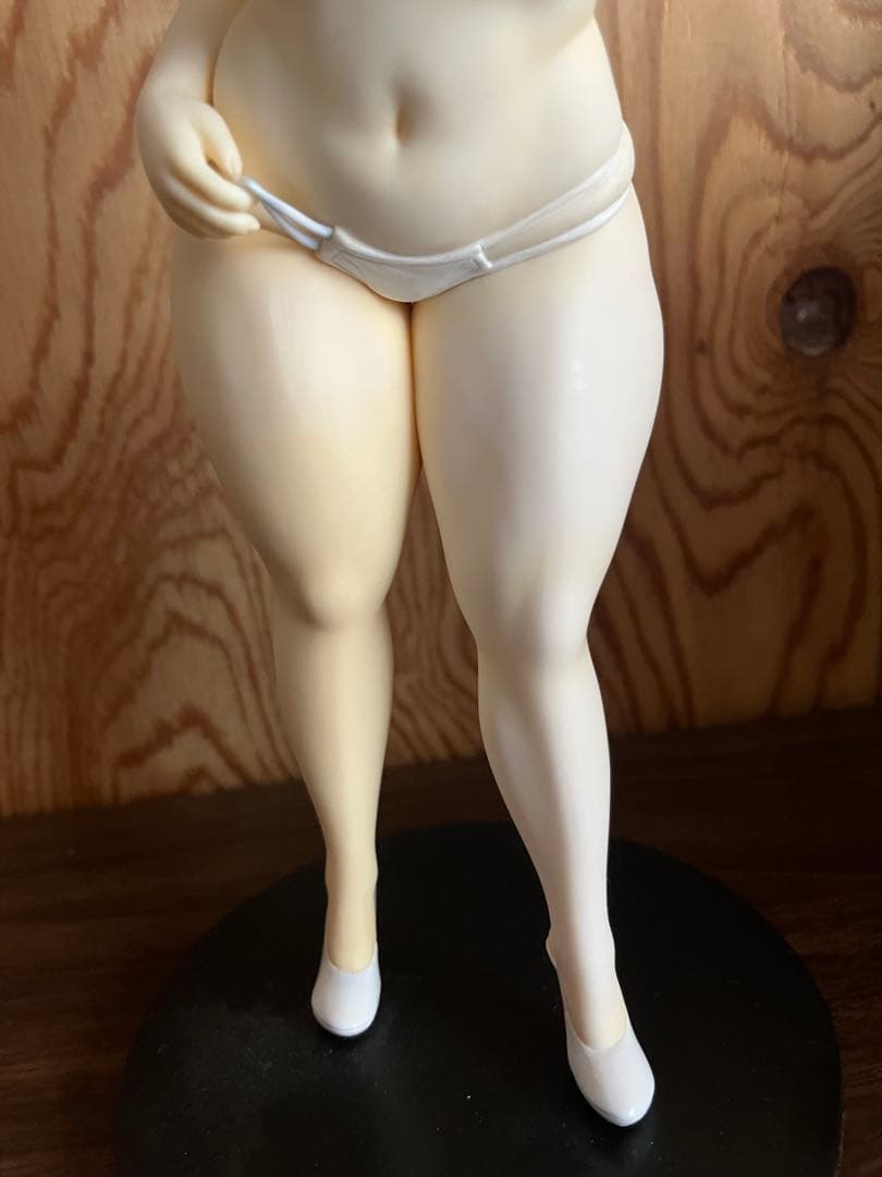 スーパーぽちゃ子　フィギュア