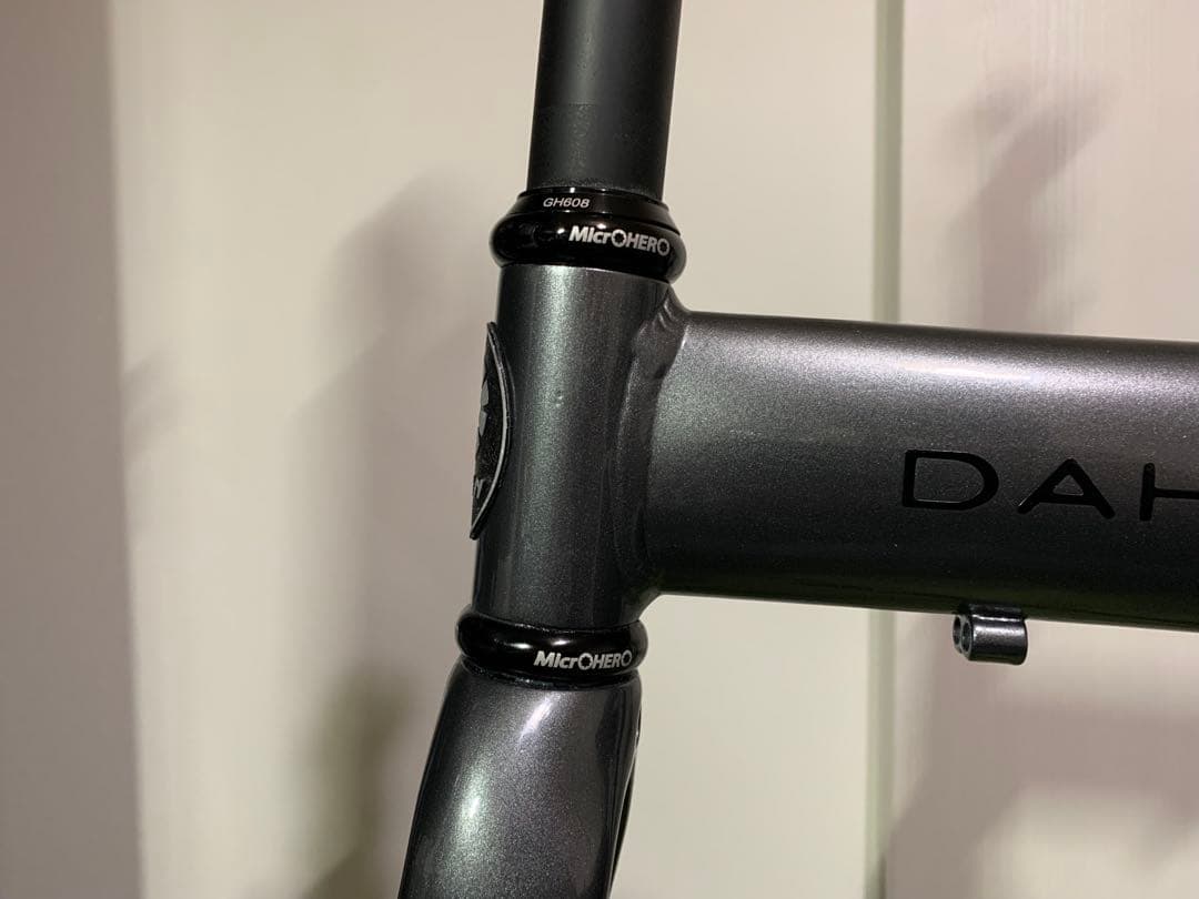 DAHON vitesse☆リメイク☆カーボンフォーク☆軽量☆ディスクブレーキ