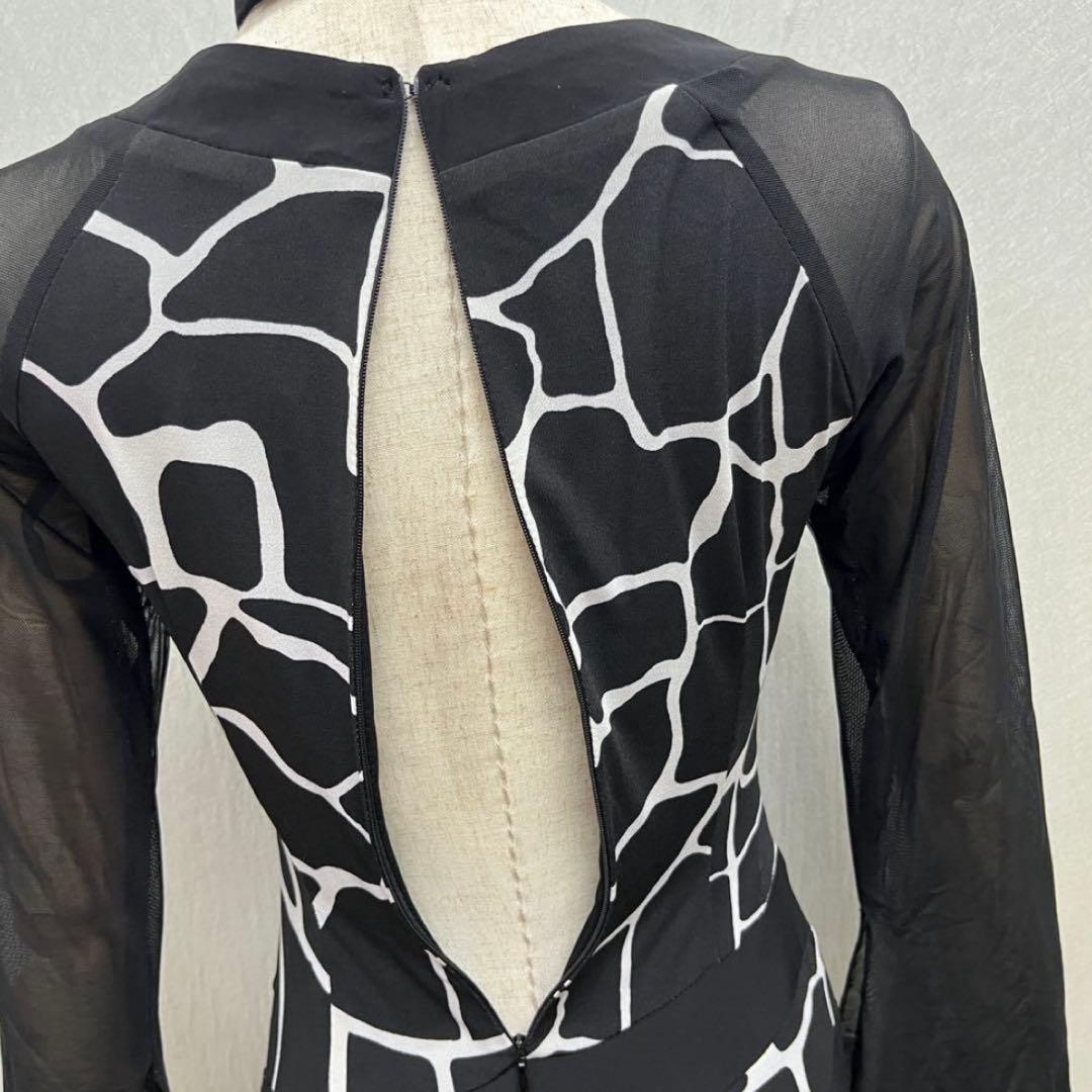 新品 社交ダンス ワンピース モノトーンプリント サイズS〜 M - メルカリ