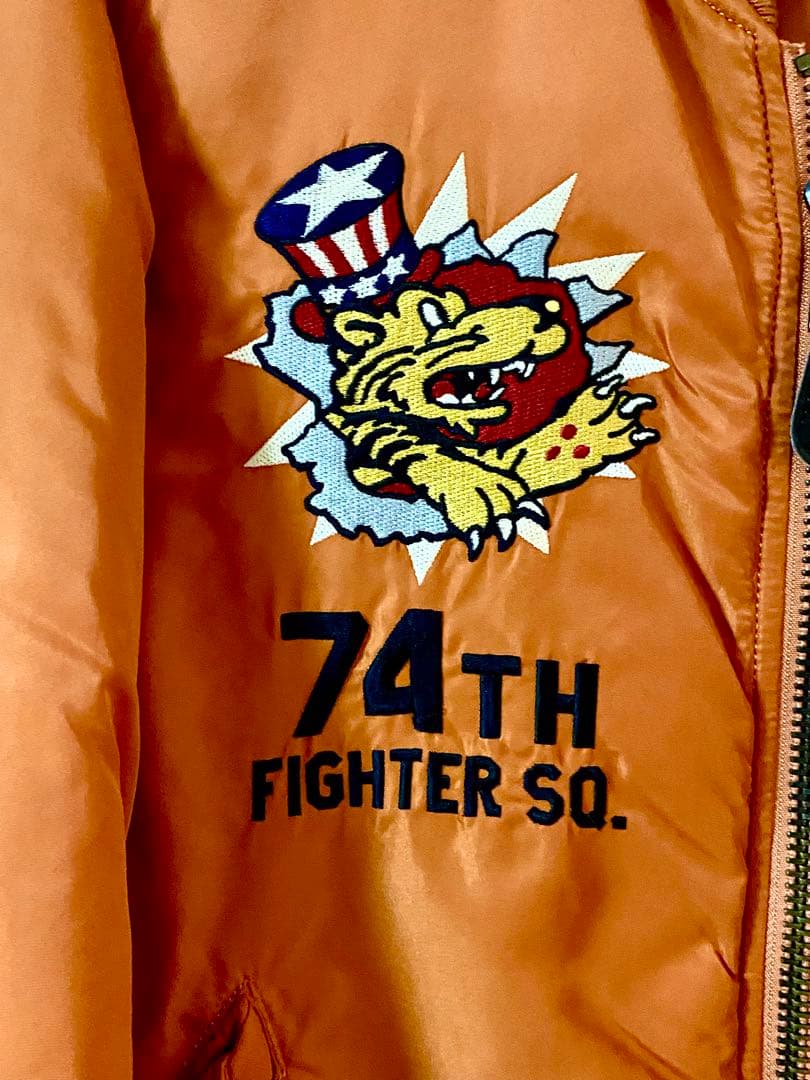 AVIREX・M A-1フライトジャケット・オレンジカラー・Ｌ《リバーシブル》