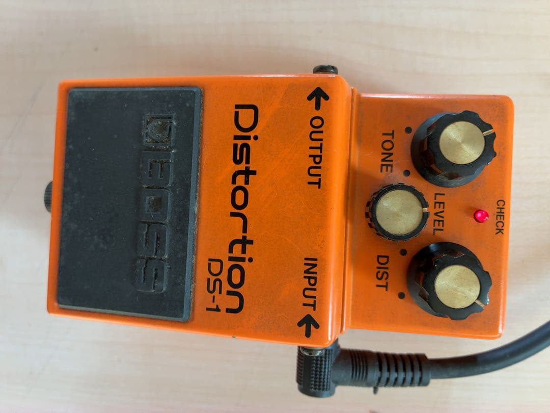 BOSS DS-1 ボス　ディストーション　ギターエフェクター　初期型　40年前